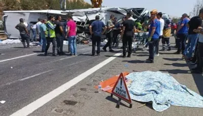 तुर्की में घना कुहासा बरसवलस कहर  आपस में धड़ाधड़ टकराइल कईयो वाहन  दुर्घटना में 10 लोगन के मउत आ 57 घायल