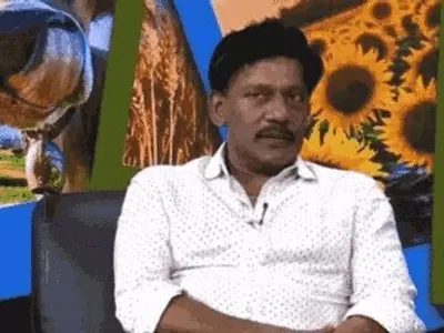 केरल में लाइव टीवी शो में प्रोफेसर के मौत  दूरदर्शन पs सवालन के जवाब दत रहस  बोलत बोलत कुर्सी पs लुढ़कलें