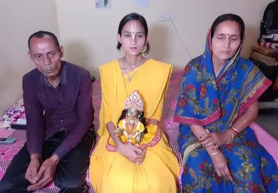 gwalior news  शिवानी भइली भगवान कृष्ण के दीवानी  करिहें लड्डू गोपाल से बियाह