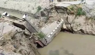 बिहार में लगातार गिर रहल पुल खातीर सरकार लिहलस बड़ एक्शन  15 गो इंजीनियर्स सस्पेंड