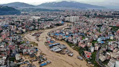 nepal floods  दु दिन के बारिश से बेहाल भइल नेपाल 112 से ज्यादा लोग के मौत