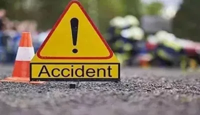 जम्मू कश्मीर में बड़ हादसा  यात्री कैब के खाई में गिरले से 10 लोगन के मउत के खबर