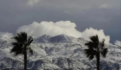 बरफ से घिरल पहाड़ी पs पेड़ से टकराइल अमेरिकी विमान  दु लोगन के मउत