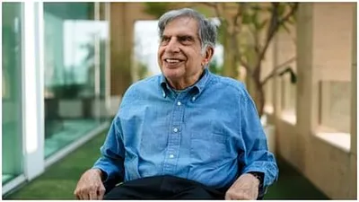 ratan tata  टाटा ग्रुप के चेयरमैन रतन टाटा के हालत नाजुक  मुंबई के अस्पताल में भरती 