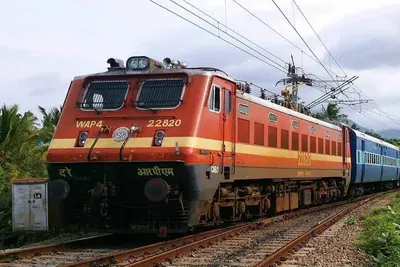 छपरा के रास्ता होई विशेष ट्रेन के संचालन  गोरखपुर डिब्रूगढ़ के बीच चलावल जा रहल बा स्पेशल ट्रेन  छठ पूजा में यात्रियन के मिली सुविधा