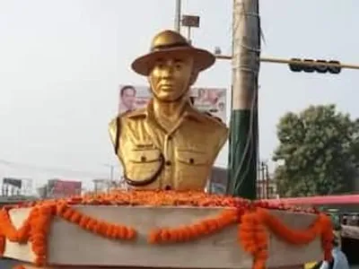 kargil vijay diwas   दुश्मन सेना के पीछे ढकेलेत लेफ्टिनेंट गौतम गुरुंग 25 साल के उमिर में शहीद हो गइलन  जानीं उनकर हिम्मत के कहानी