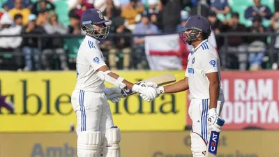 ind vs eng  पांचवां टेस्ट के पहला दिन रहल भारत के नावे  कुलदीप के घातक गेंदबाजी के बाद रोहित यशस्वी के बरपल कहर